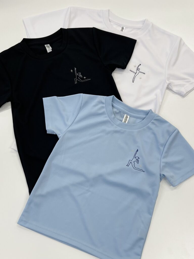 英国ロイヤルバレエ団 Ballet ロゴ入りTシャツ Amazon.co.jp: 英国 ROYAL BALLET [ロイヤル・バレエ] 英国