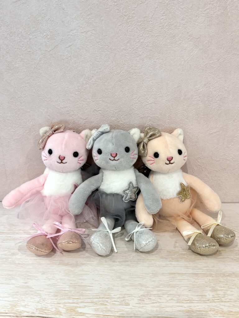 ぬいぐるみキーホルダー（ねこ） | バレエ用品・レオタード 通販