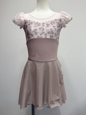 トワル・ド・ティアラ』ジゼルレオタード（ベージュピンク