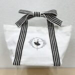刺繍リボントートバッグ - ホワイト